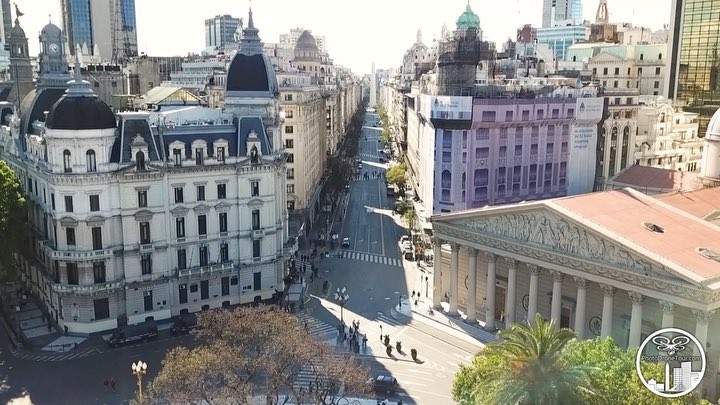 Motorcycle Drone Photography Tours in Buenos Aires | www.photodronetour.com * 
Avenida Diagonal Norte desde el aire * 
Avenida Diagonal Norte from the air * 
#diagonalnorte #cupulasdebsas #cupulasdebuenosaires #photodronetour #motorcycletour #privatetour #buenosaires #buenosairestour #buenosairestourist #buenosairestourism #droneselfie #dronephotography #droneinstagram #instadrone #instadroned #buenosairescity #buenosairesphoto #ba #bsas #bsascity #bsas_streetphotography #droneofficial #droneoftheday #drone #drones #dji #aerialaesthetics #skysupply * 
Motorcycle Drone Photography Tours in Buenos Aires | www.photodronetour.com